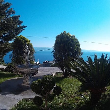Apartman Horizont Leilighet Omiš Eksteriør bilde