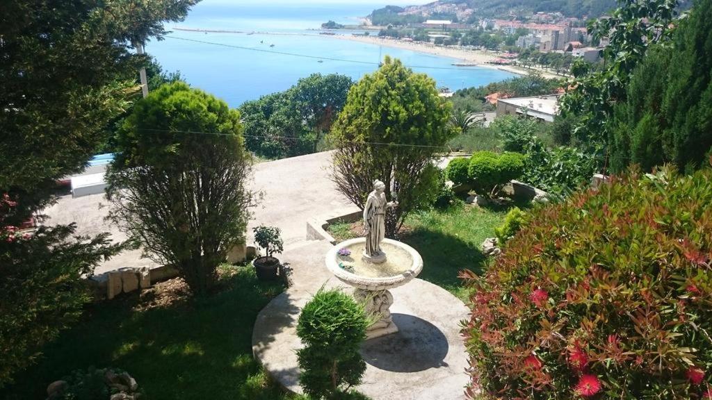 Apartman Horizont Leilighet Omiš Eksteriør bilde