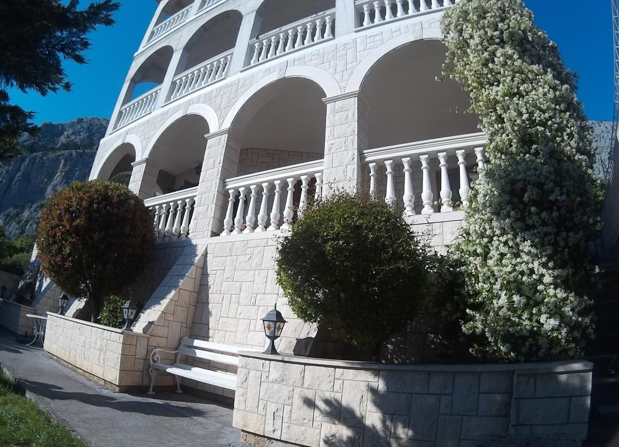 Apartman Horizont Leilighet Omiš Eksteriør bilde