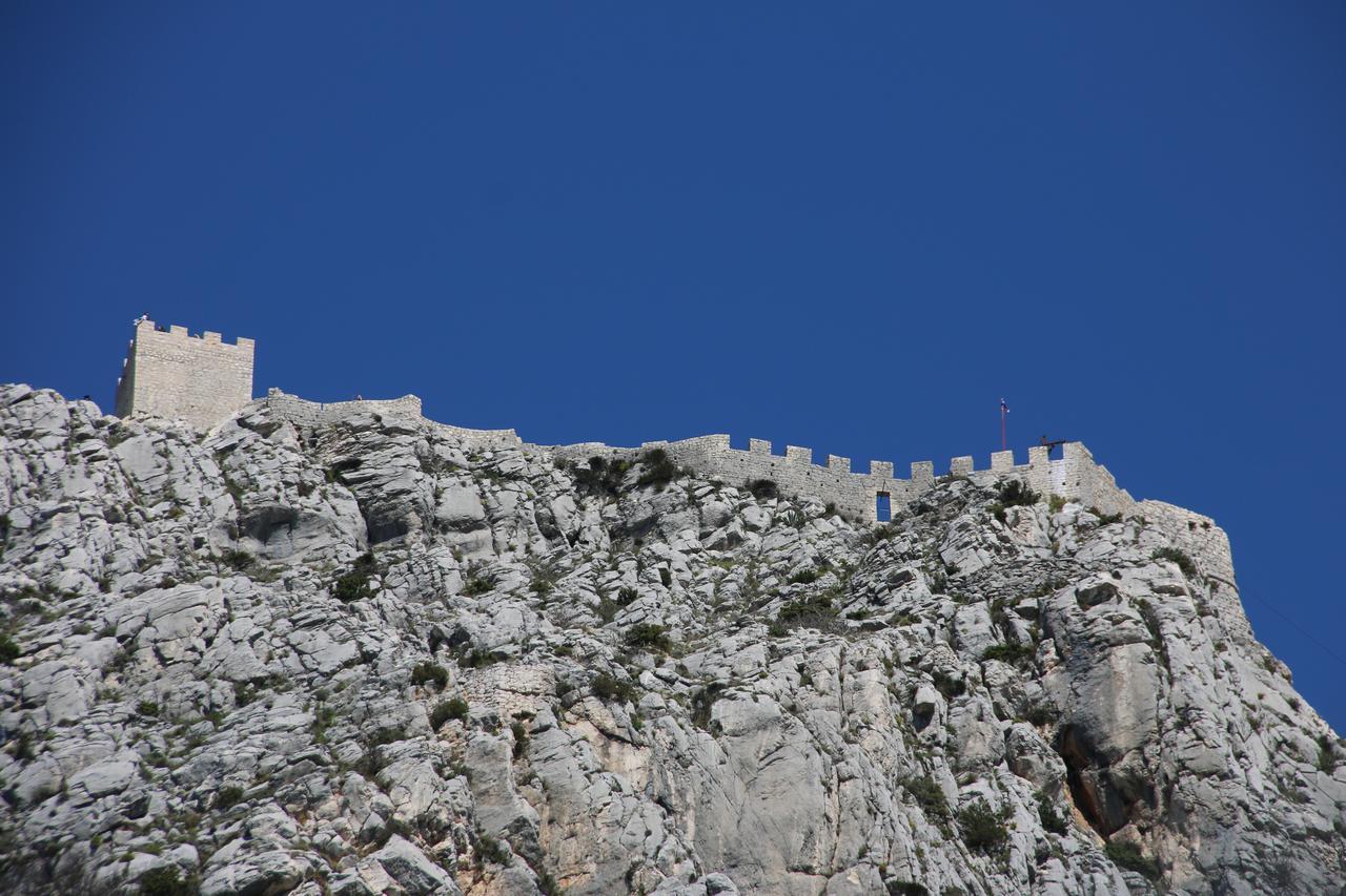 Apartman Horizont Leilighet Omiš Eksteriør bilde