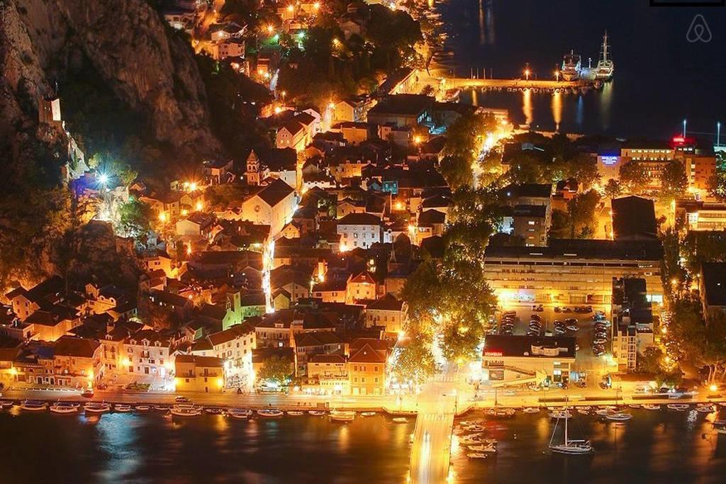 Apartman Horizont Leilighet Omiš Eksteriør bilde